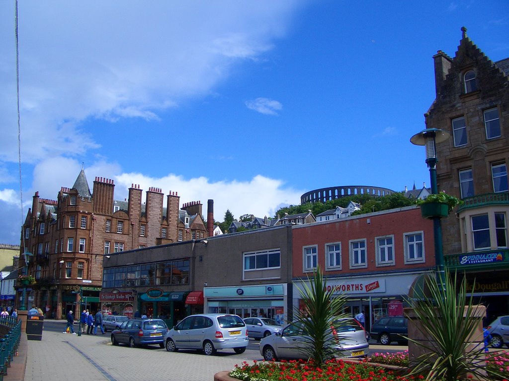 Oban, Blue Sky by Udo Glaetzner