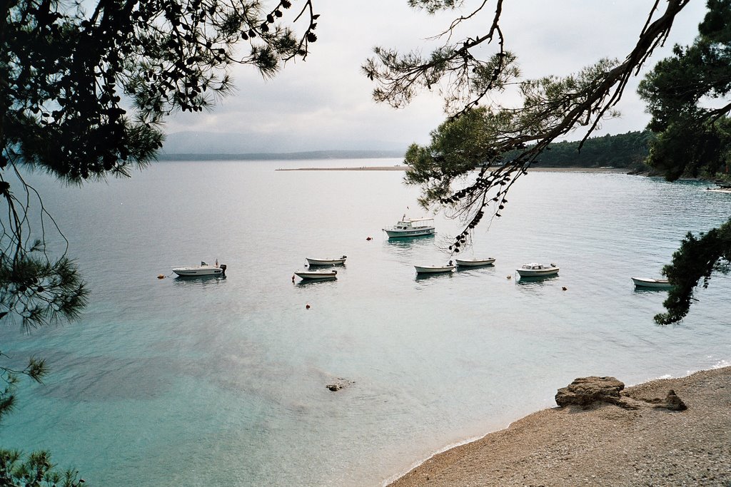 View towards Zlatni Rat by KELVIN SWEET