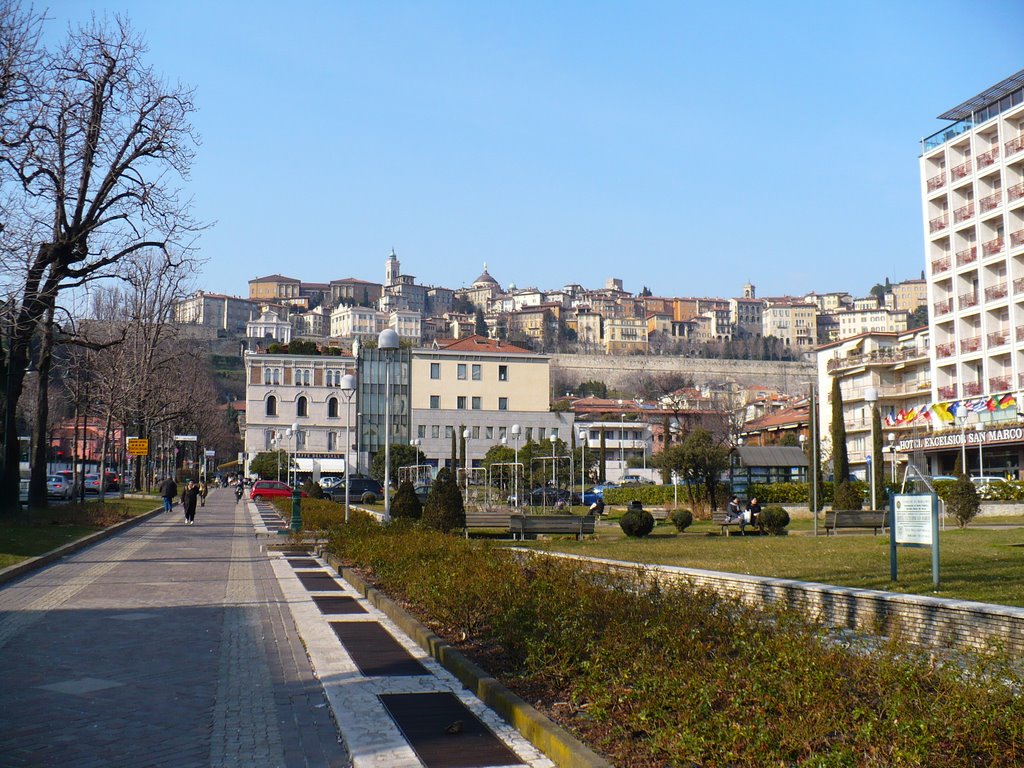 Bergamo by Peter Varsanyi