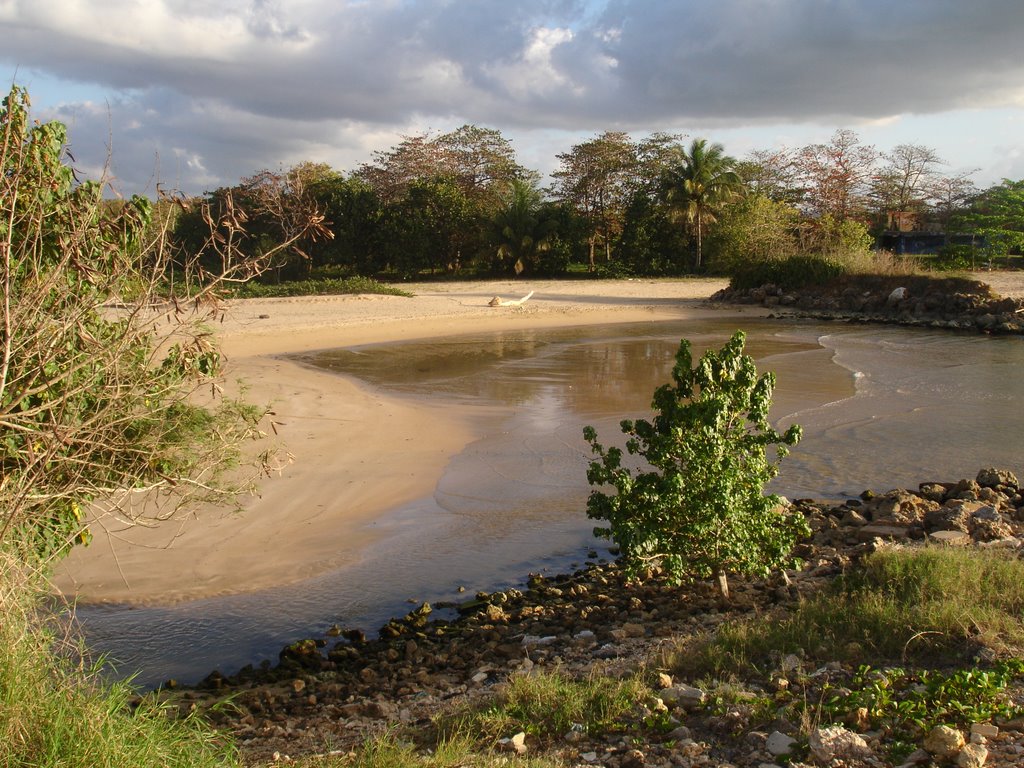 PARQUE COLON AGUADILLA by pepinopower