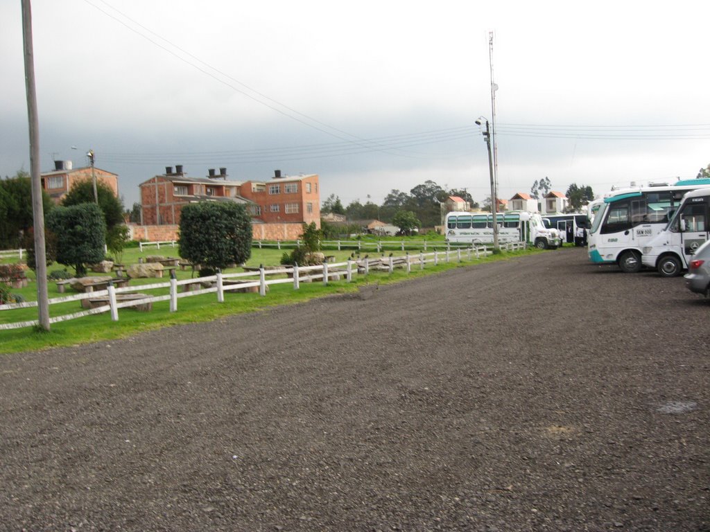 Parqueadero Cabaña del Sheriff by supermario200x