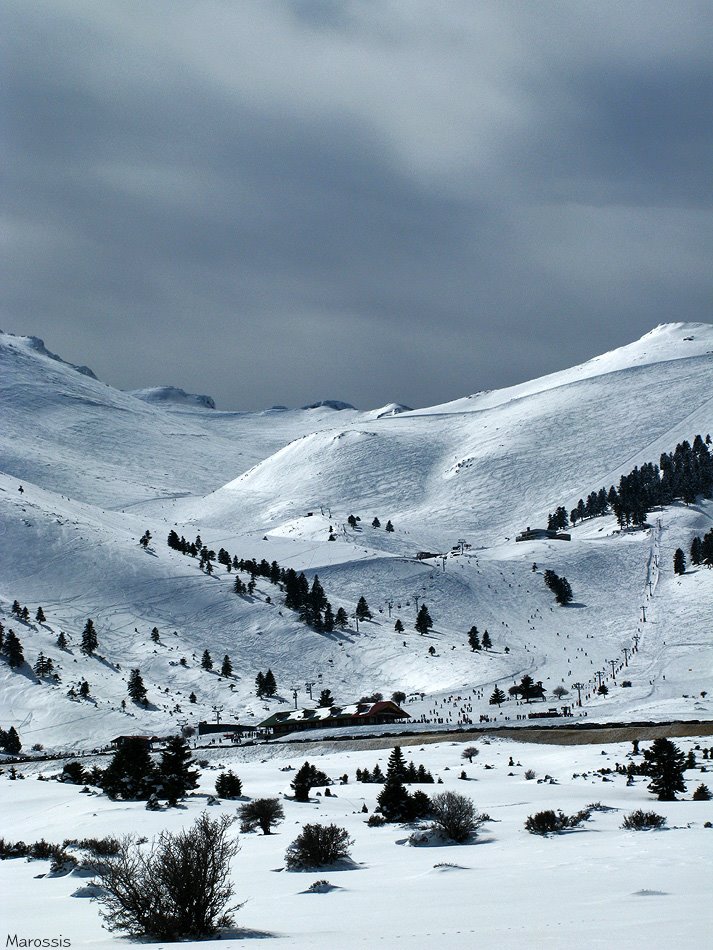 Ski center of Kalavrita by TARTARIS