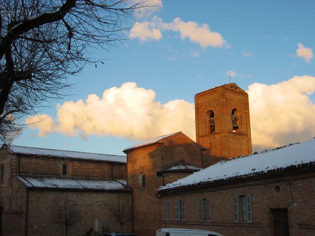 Sant'Angelo in Pontano - inverno by Maurizio Falcioni