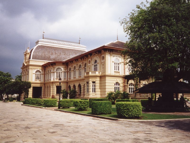 Borom Phiman Mansion, part of the Grand Palace by Andreas Hörstemeier