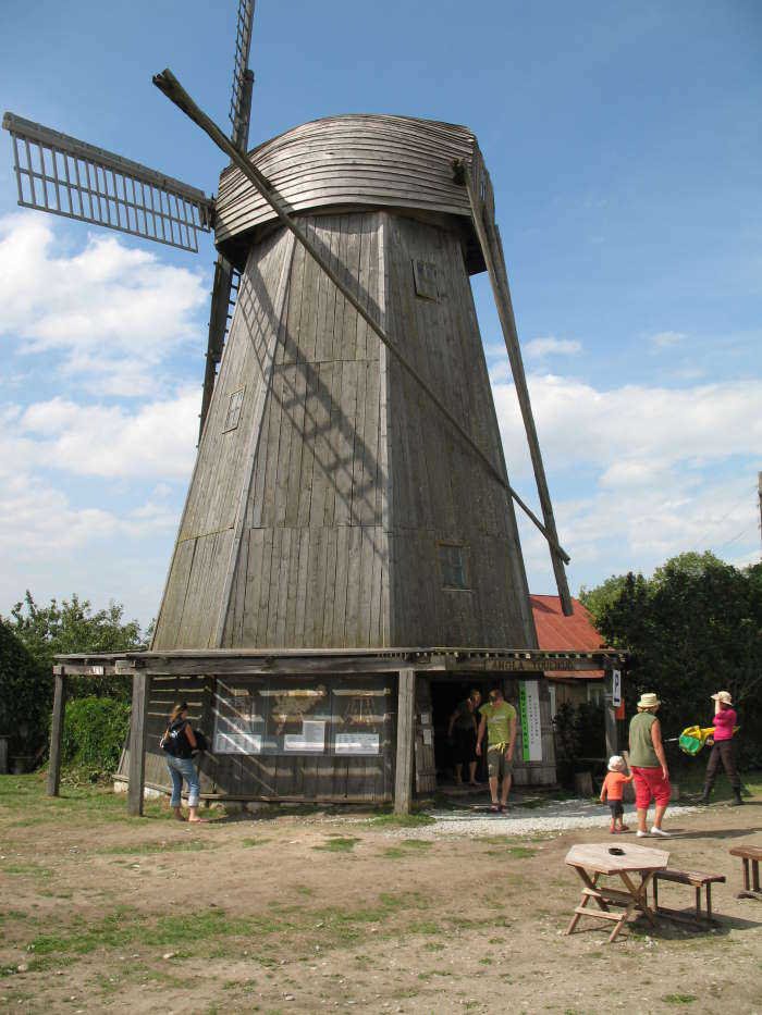 Angla Windmill by raul212