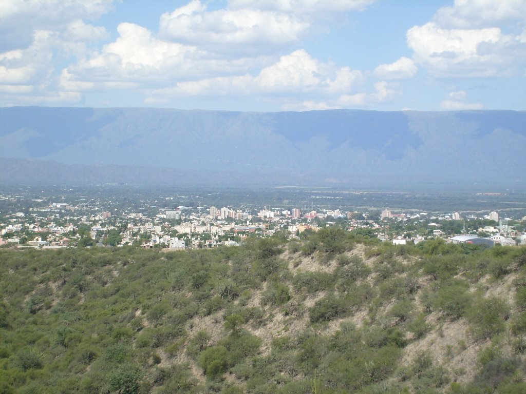 Vista de la ciudad de Catamarca by anavaju