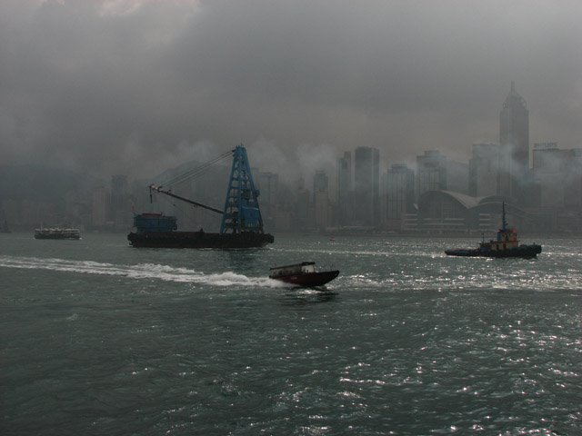 Hong Kong Harbour by snorth