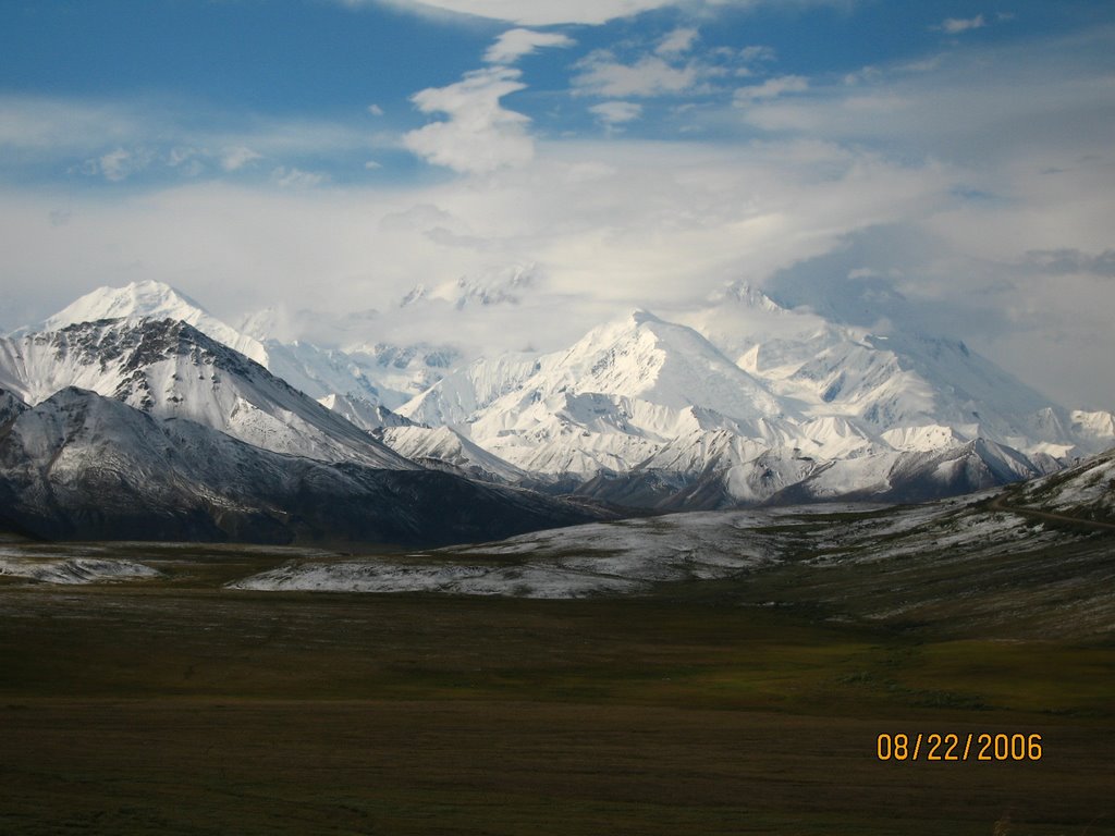 McKinley/Denali from the McKinley park road lookout by Scorpio1071