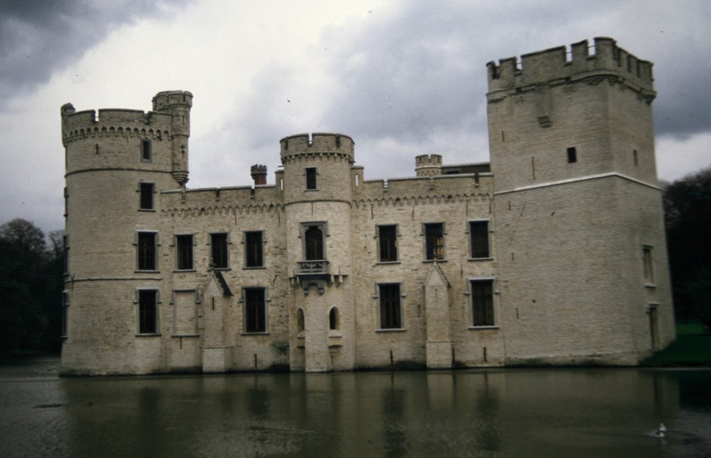 Bruxelles, Meise, Castle Bouchout, 7 Apr 1994 by Johanan Järvinen