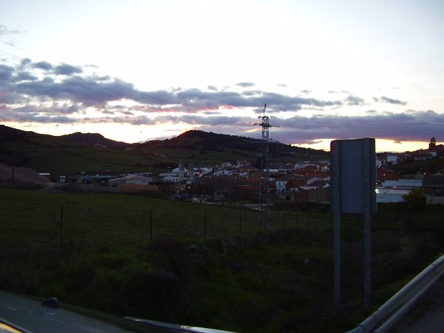 Chillón al anochecer, desde ctra de Almadén, España. by VíctorPuertollano(E)