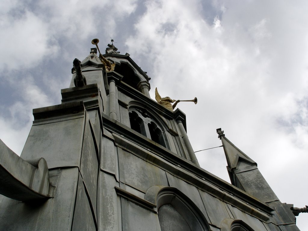 Clocher de l'église de Lit-et-Mixe by 1Seconde.com