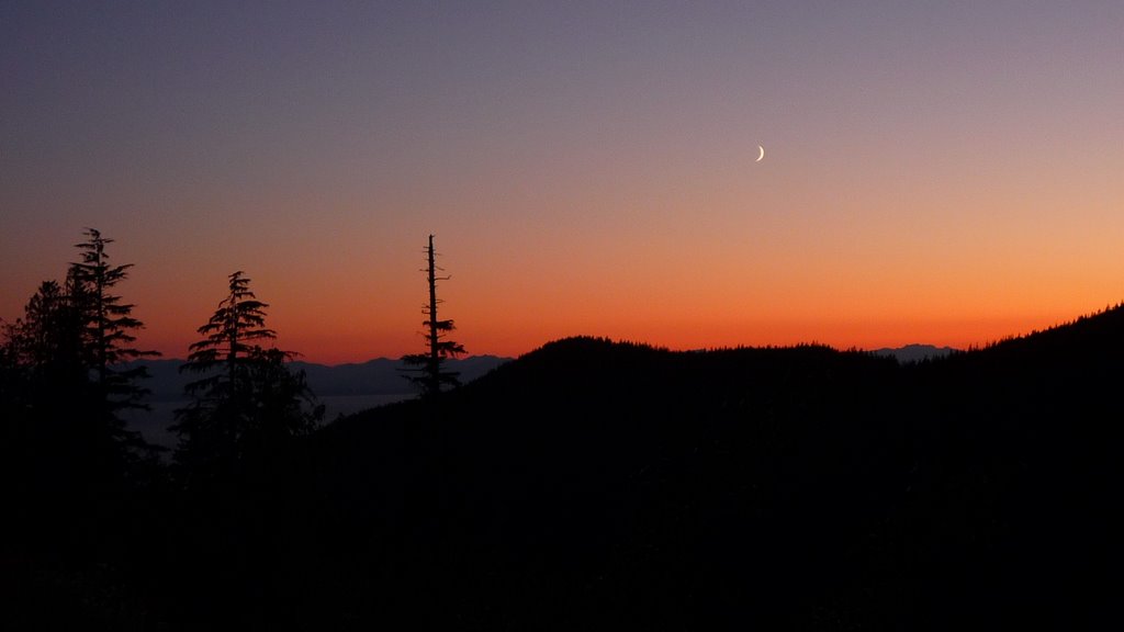 Evening sky Cypress Bowl by yvr101