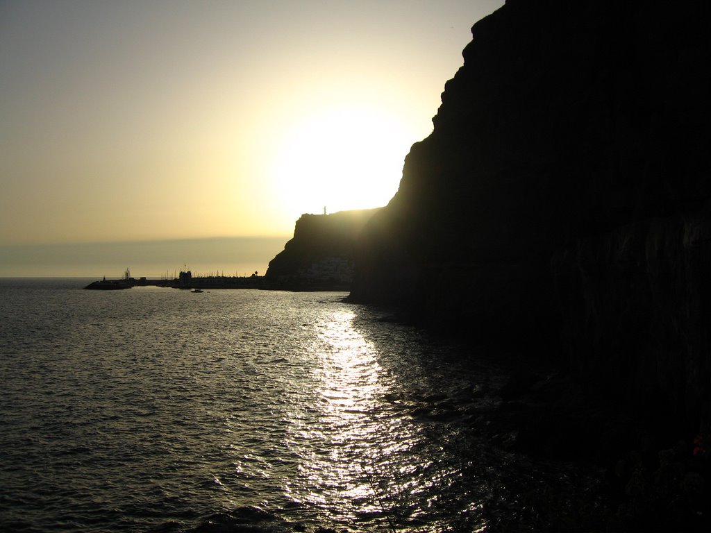 Sunset over Puerto Morgan by James Wadsworth