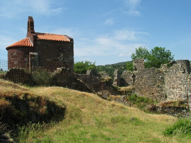 Arlempdes chapelle du château by jacquemy