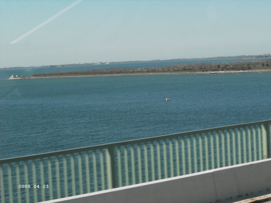 Blick von der Fehmarnsundbrücke im Zuge der B207 by mischa65