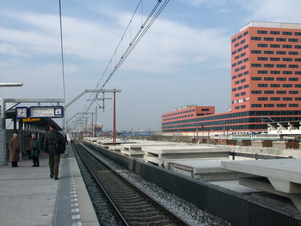 Station Bijlmer-Arena by AnthonyJjm Sluijter