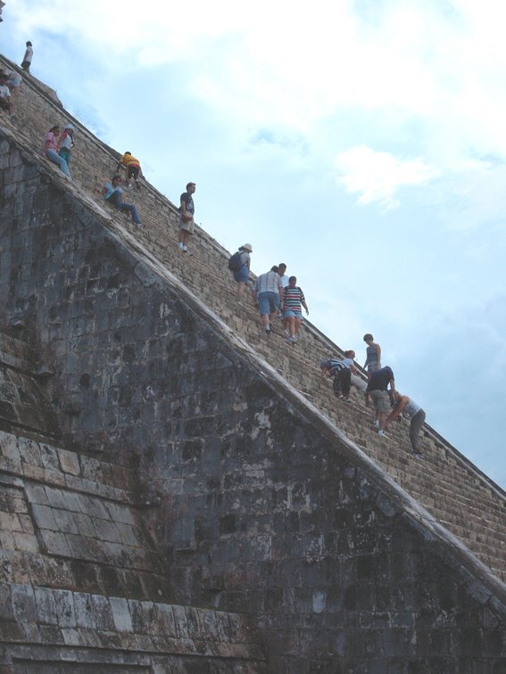 Chichen Itza, Pyramide by udo.pehle