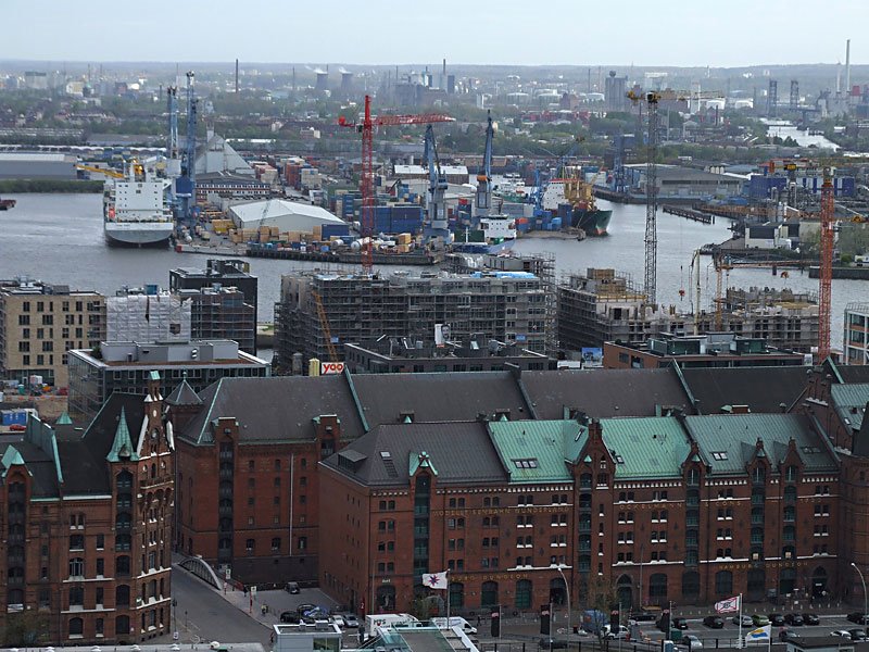 Speicherstadt und Hafencity by Michael Krampe