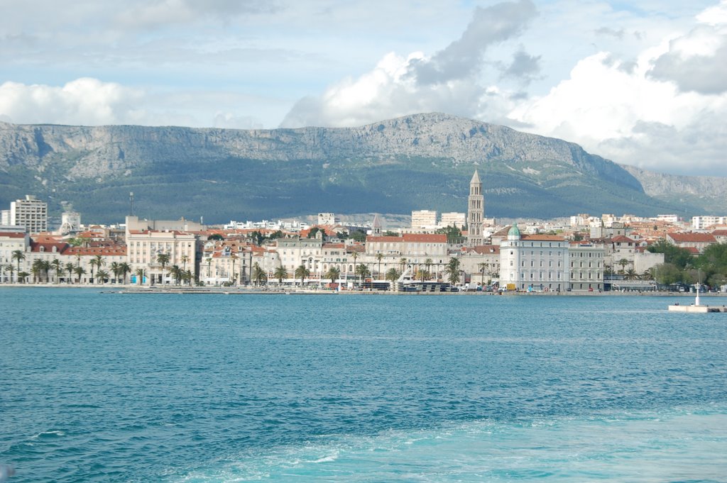 Split Blick von Fähre by Mimatas