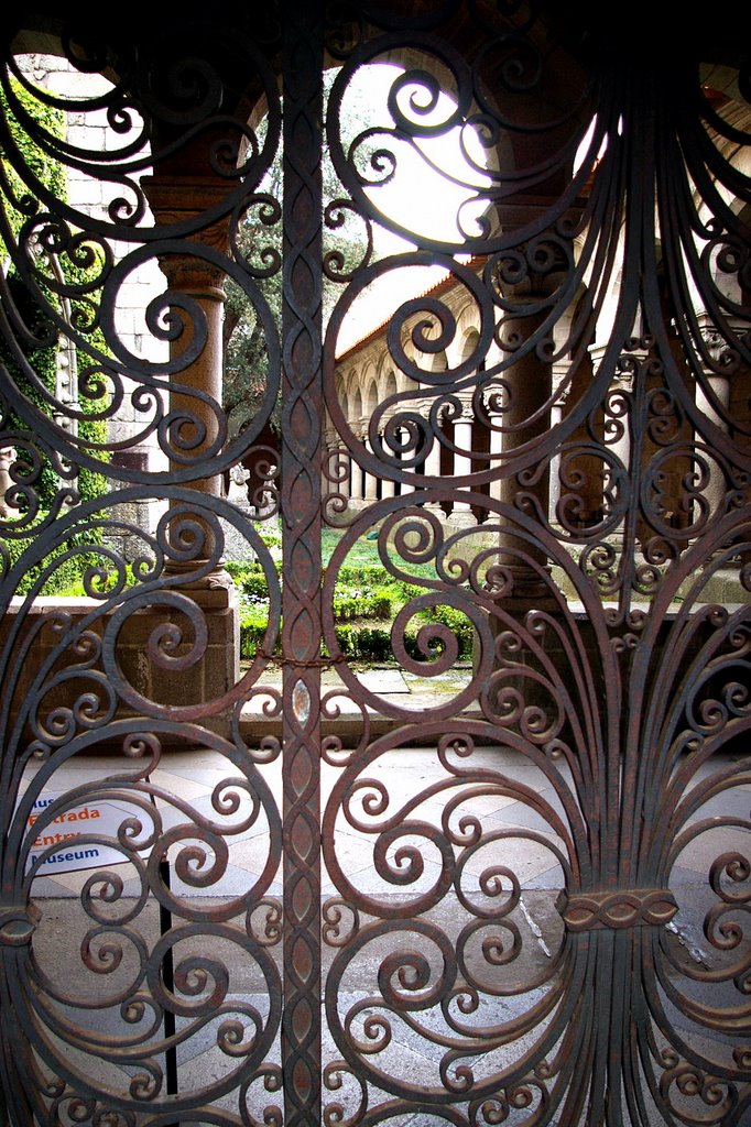 Claustro Nossa Senhora de Oliveira, Guimaraes, Portugal by Antonio Alba