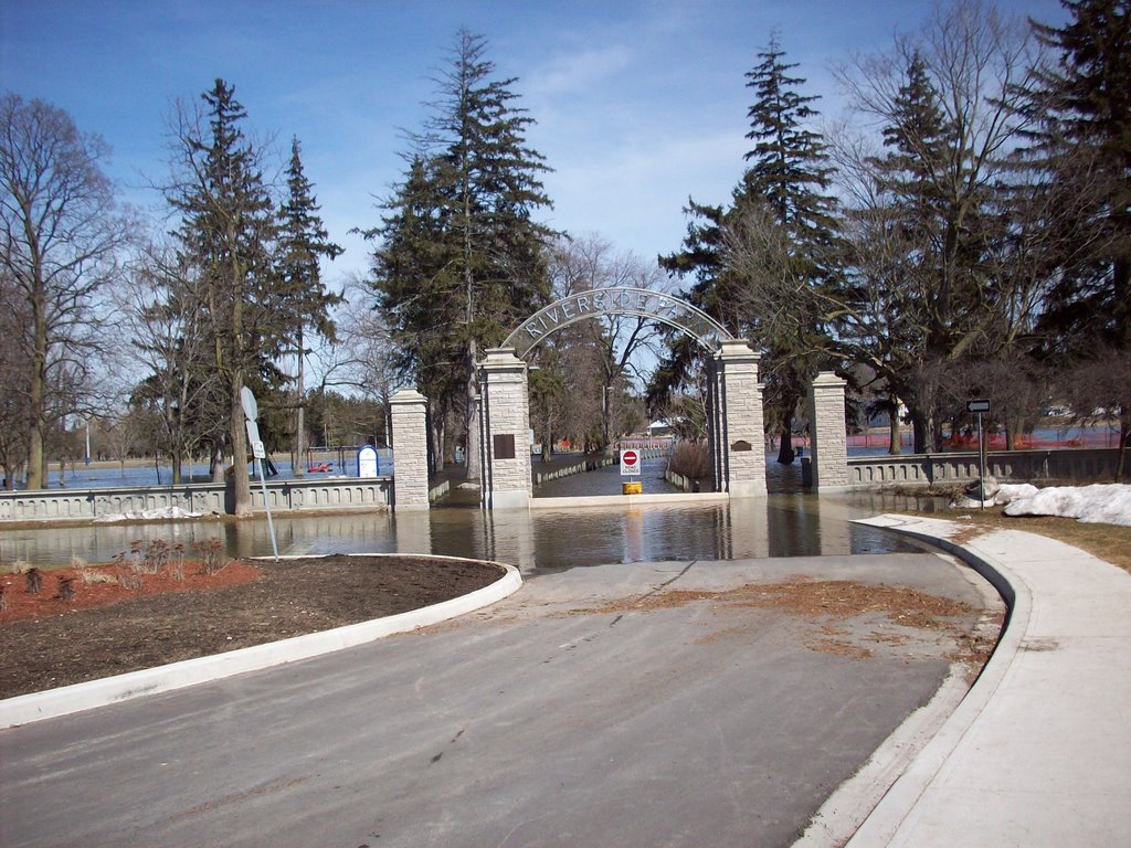 Entrance to the park is under water by itsmelord