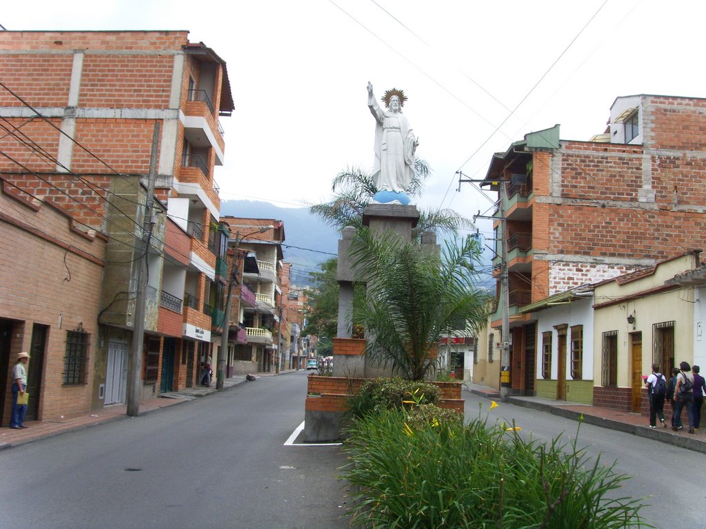 MONUMENTO A CRISTO REY/ENVIGADO by Miguel E. Arboleda R.