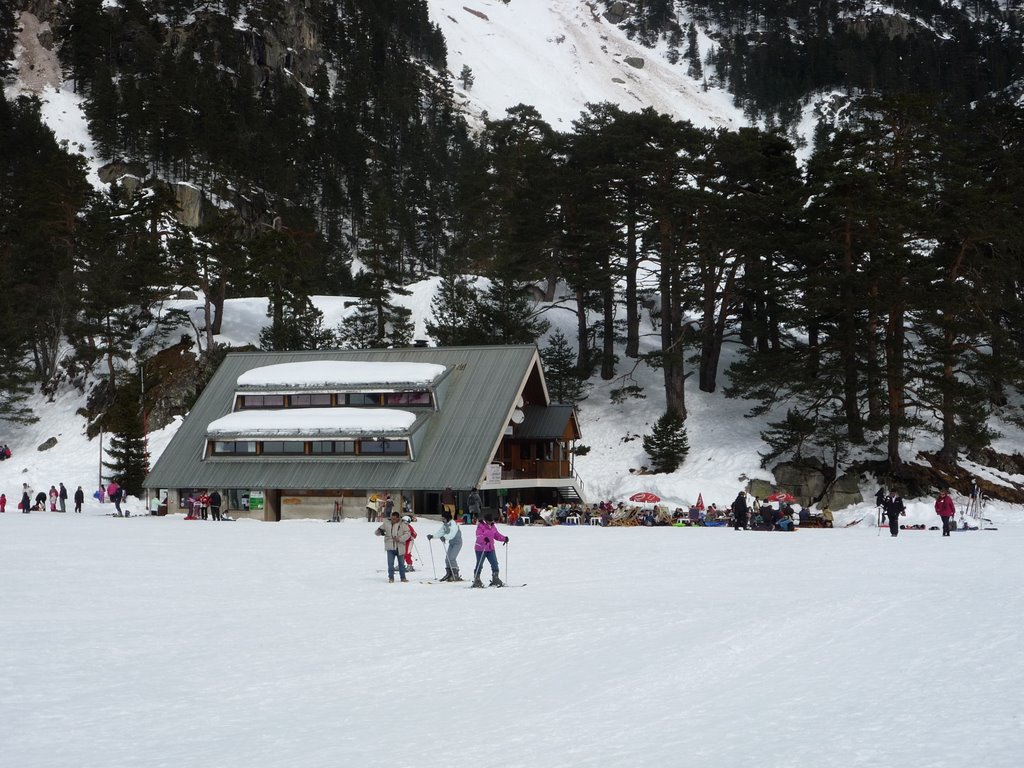 Chalet-refuge du Clot, Pont d'Espagne by Dolg