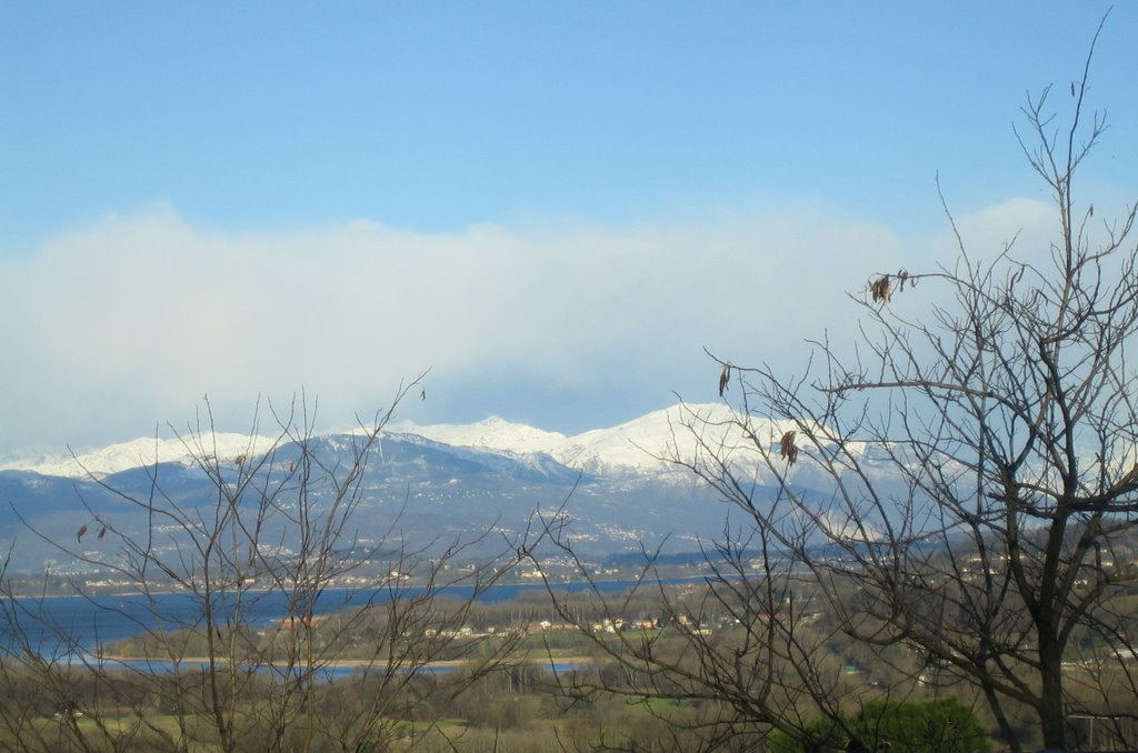 Vista sul Lago di Varese e sul Monte Rosa by GabrieleB.77