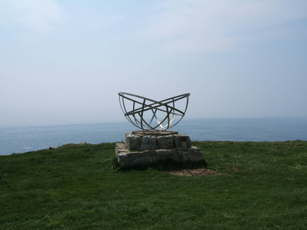 The RADAR Memorial at St Alban's Head by Timfi