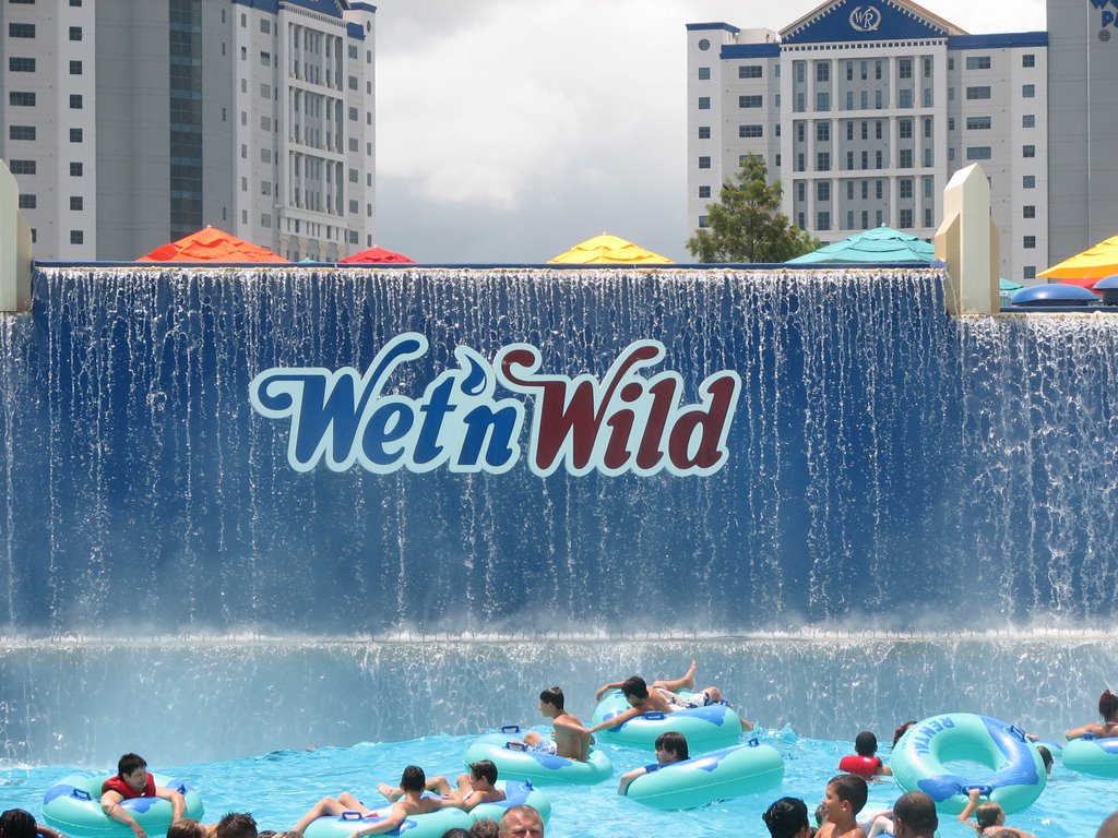 Wet'n'wild by cybersplat