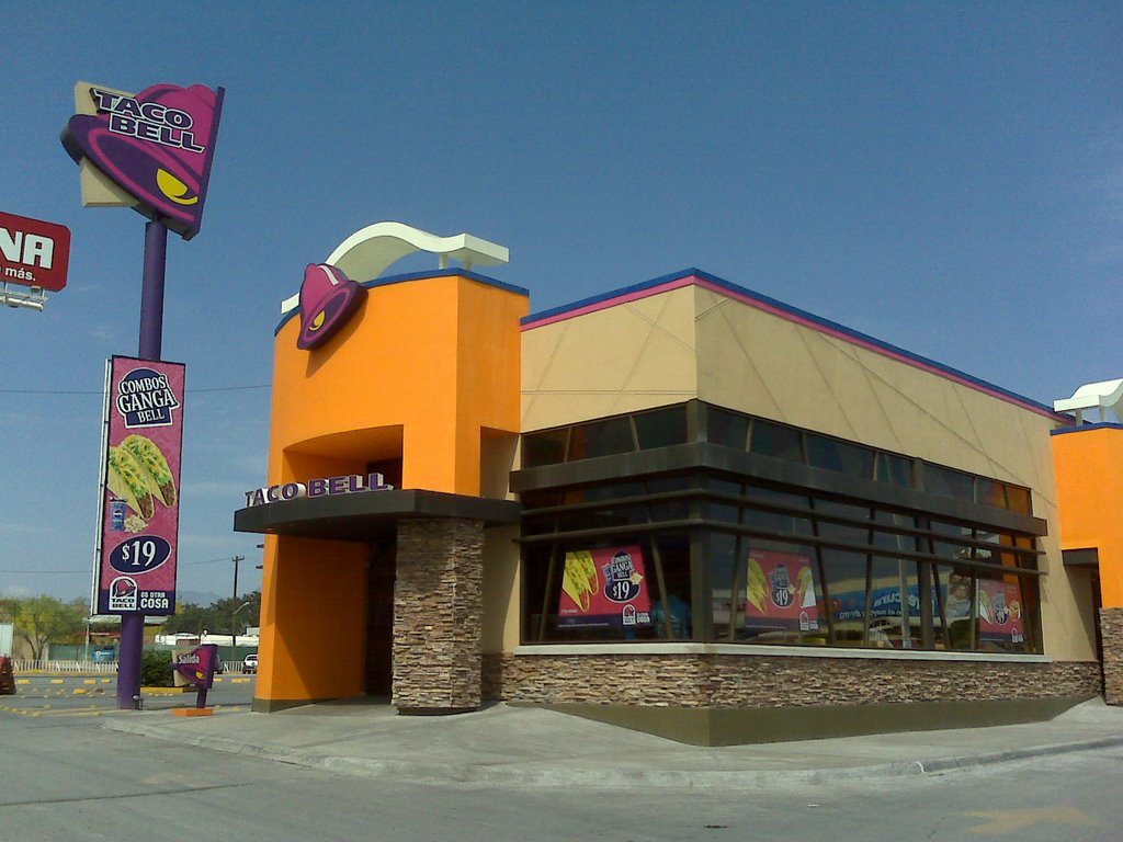 Taco Bell Lincoln by gdiaznava