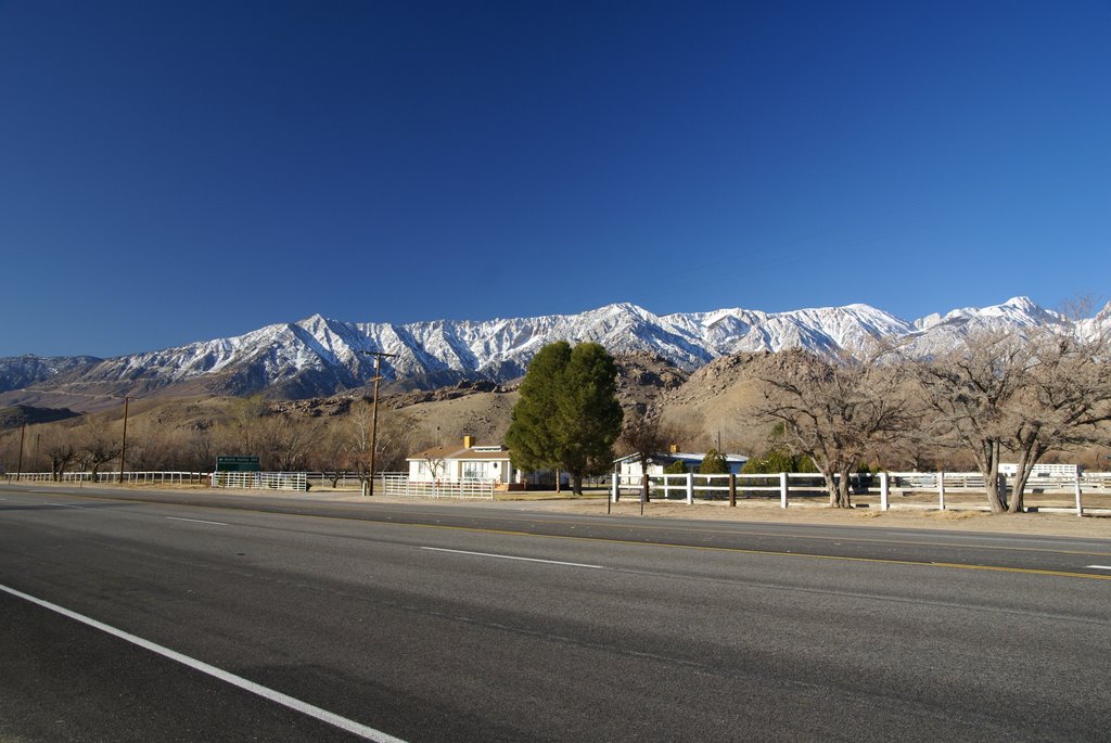 The view from the Lone Pine area by moritan