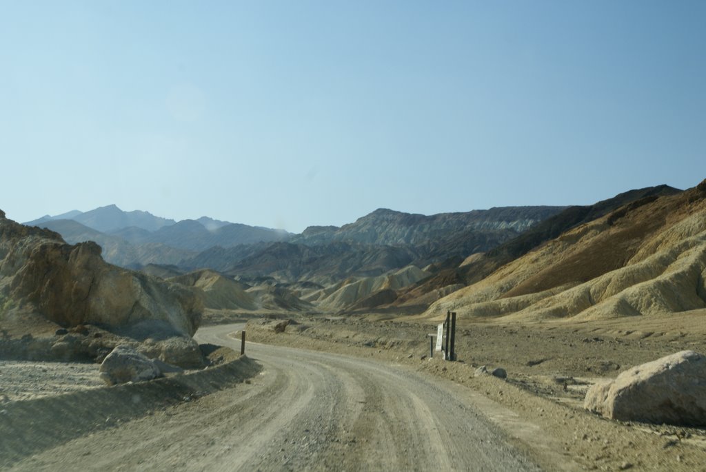 The entrance of Twenty Mule Team Canyon by TAKAO MORITA