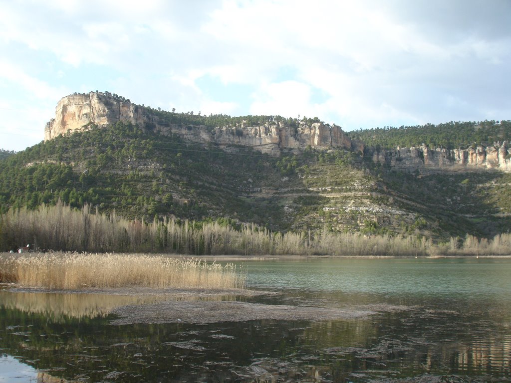 Laguna de Uña by gladiator