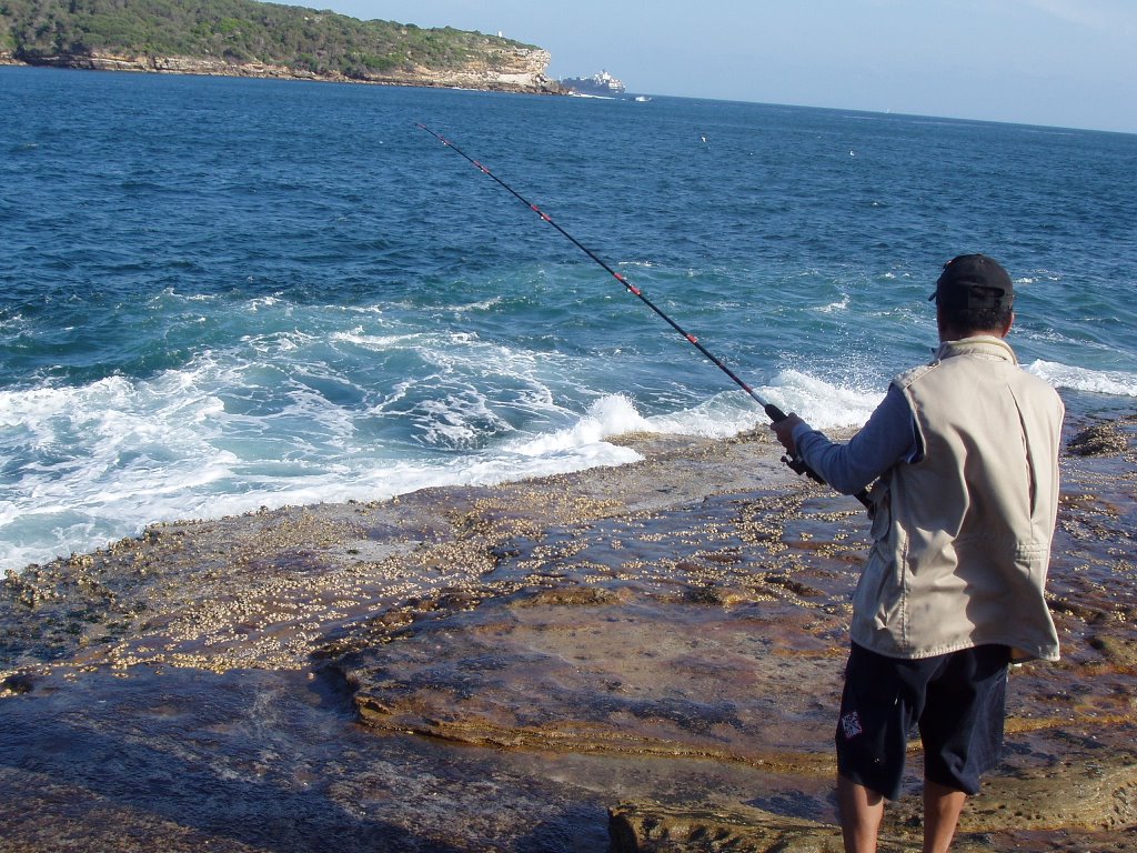 La Perouse Fishing by rdelavega