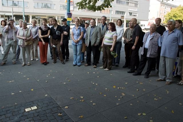 Stolpersteine für Erna und Julius Rosenbaum by stolpersteineffo