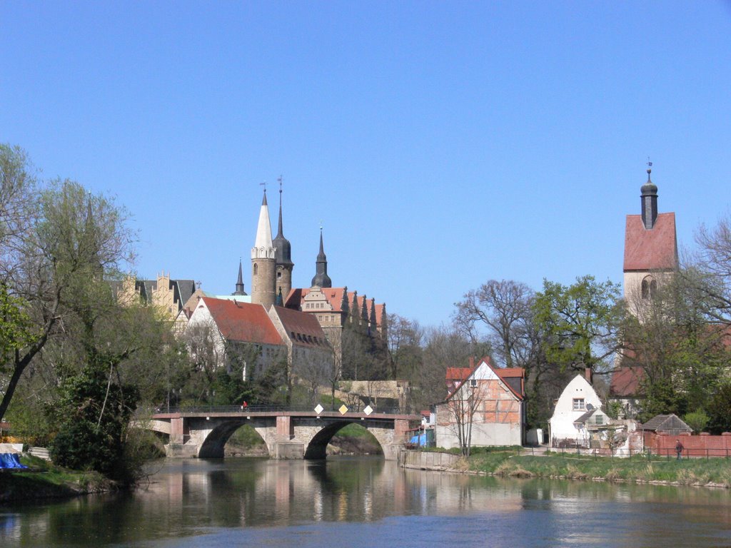 Schloss,Saalebrücke und Neumarktkirche by Ueps