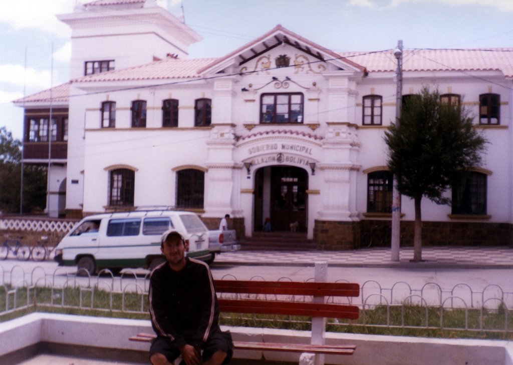 Edificio municipal. (Villazón, Bolivia) by Fernando Mantese