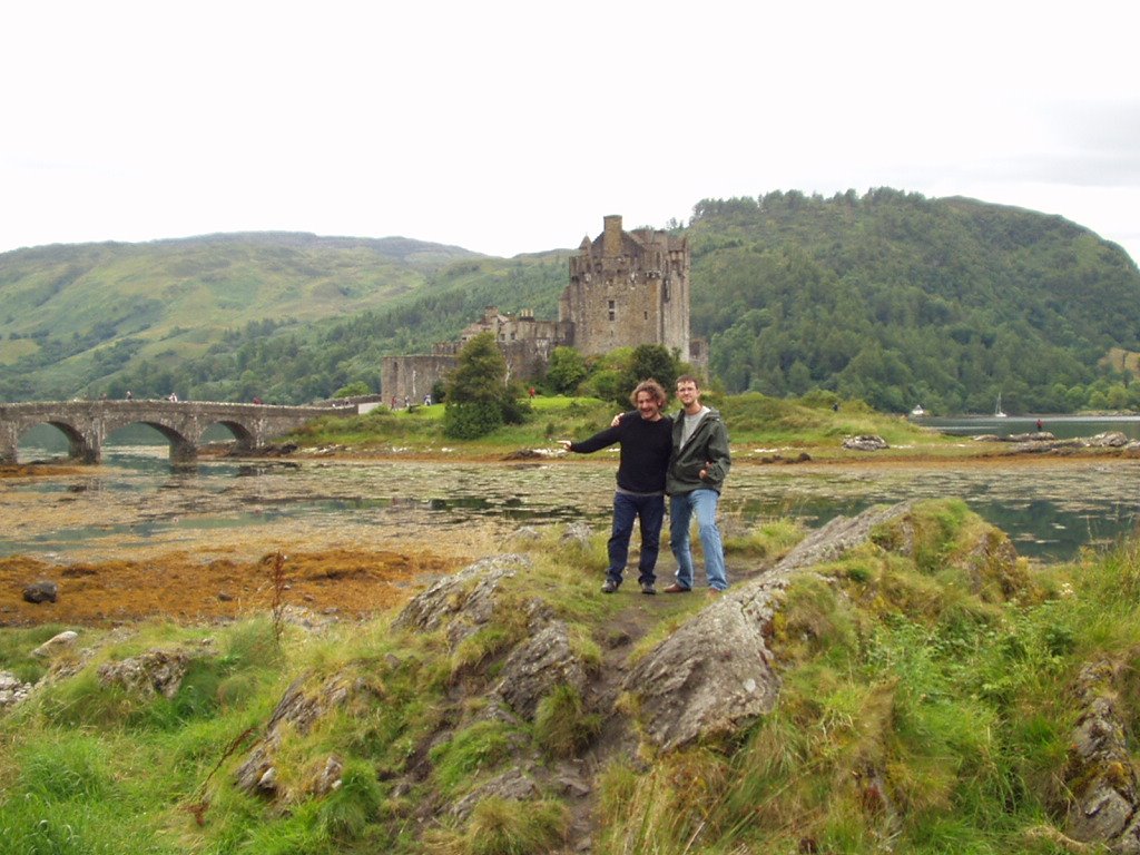 Eilean Donan Castle by Jose Manuel Gonzalez