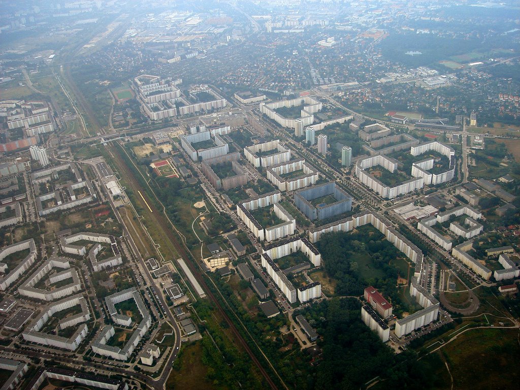 Approaching Berlin Tegel from the East, looking South by jeroenalberda