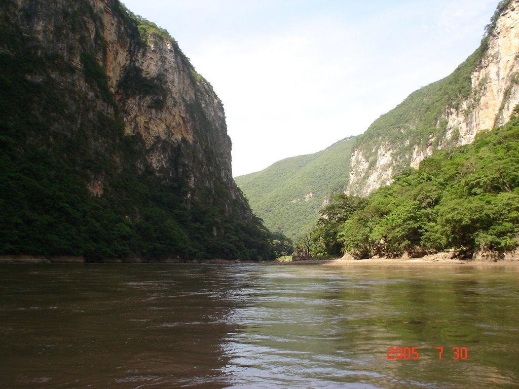 Cañon del sumidero chiapas by Sergio C.R.