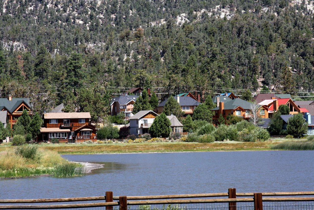 Big Bear Lake. California. by aleksolo