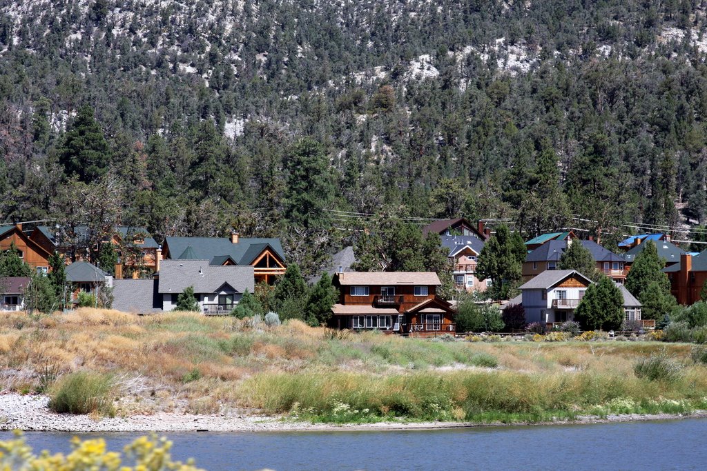 Big Bear Lake. California. by aleksolo