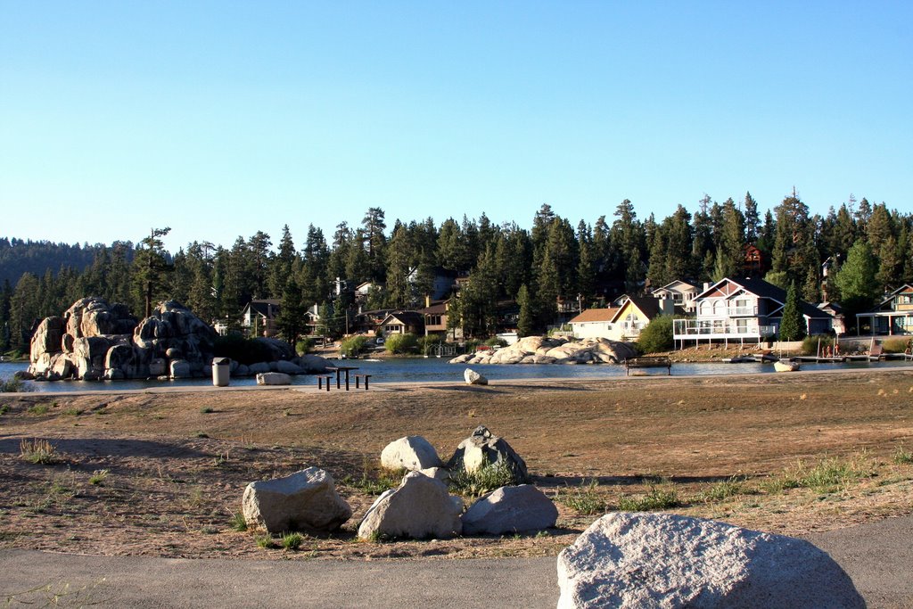 Big Bear Lake. California. by aleksolo