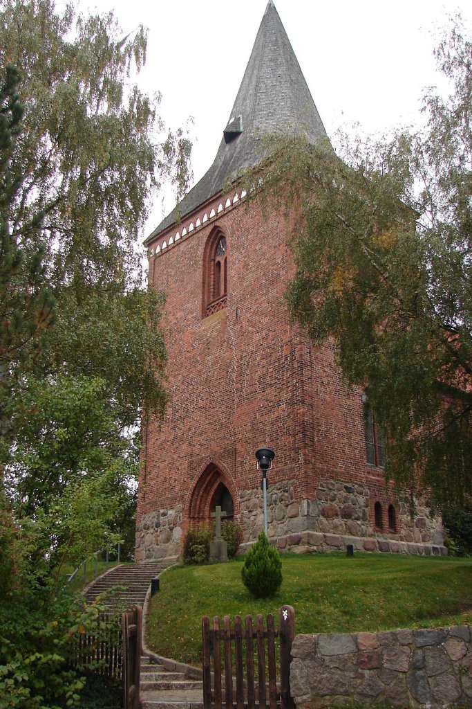 Kirche von Berkenthin by Rueganer