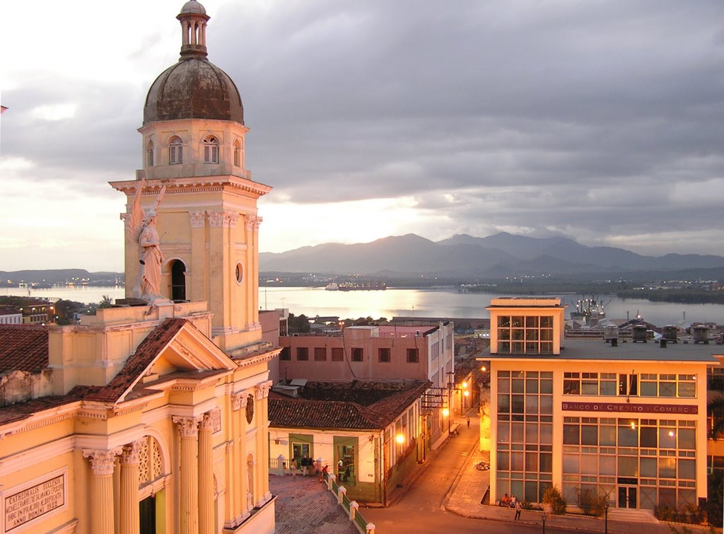 Santiago De Cuba by overfranne