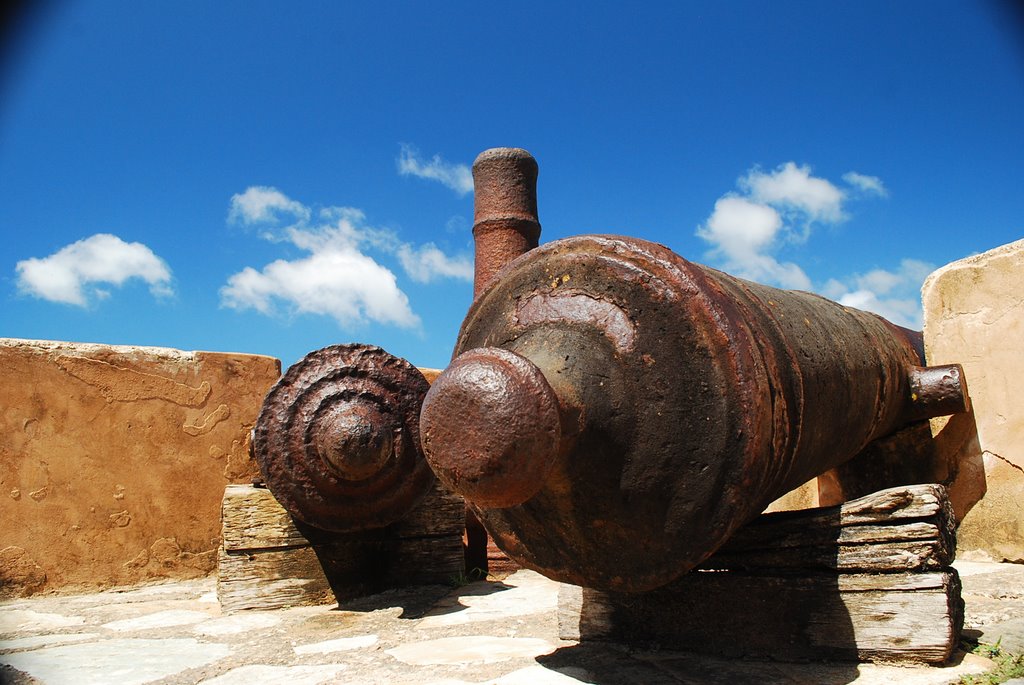 Castillo Santa Rosa de La Asunción by Javier Volcan