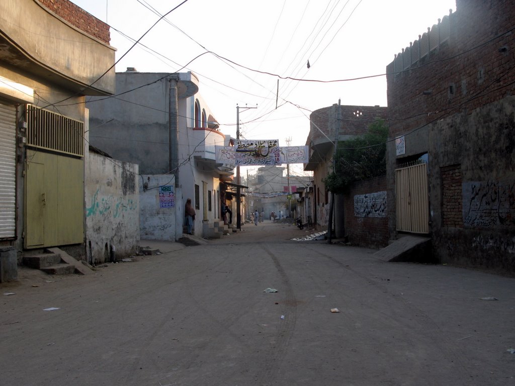 Motay Road Gulstan Colony Shakar Garh by Waheed Ashraf