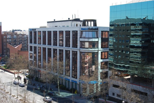 Edificio del Banco de Sabadell by Antonio Lizarazu Bal…