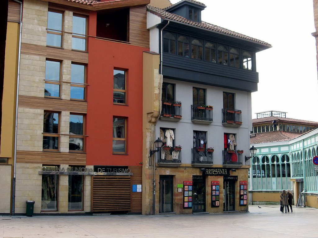 Oficina Municipal de Turismo, Plaza de la Constitución, Oviedo, Asturias by Antonio Alba